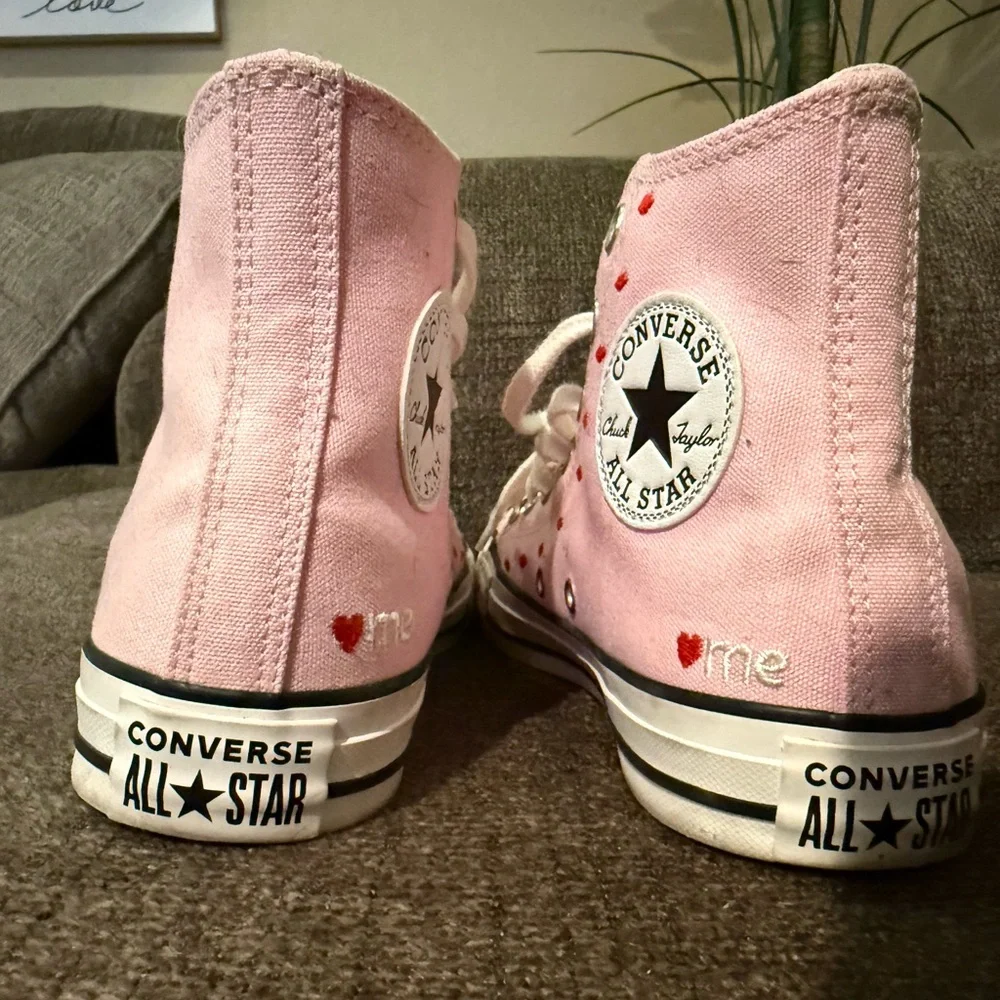 Converse Limited Edition Valentines hearts High-Top Sneakers - Picture 2 of 7